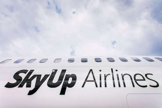 sichen-na-krylakh-skyup-airlines-u-cifrah-i-factah